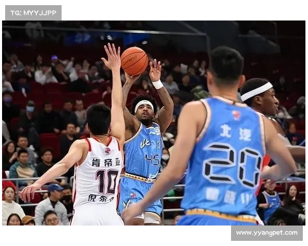场均30+10+9创纪录 CBA第一外援正式拒绝续约决定引热议 场均30+10+9创纪录 CBA第一外援正式拒绝续约决定引热议
